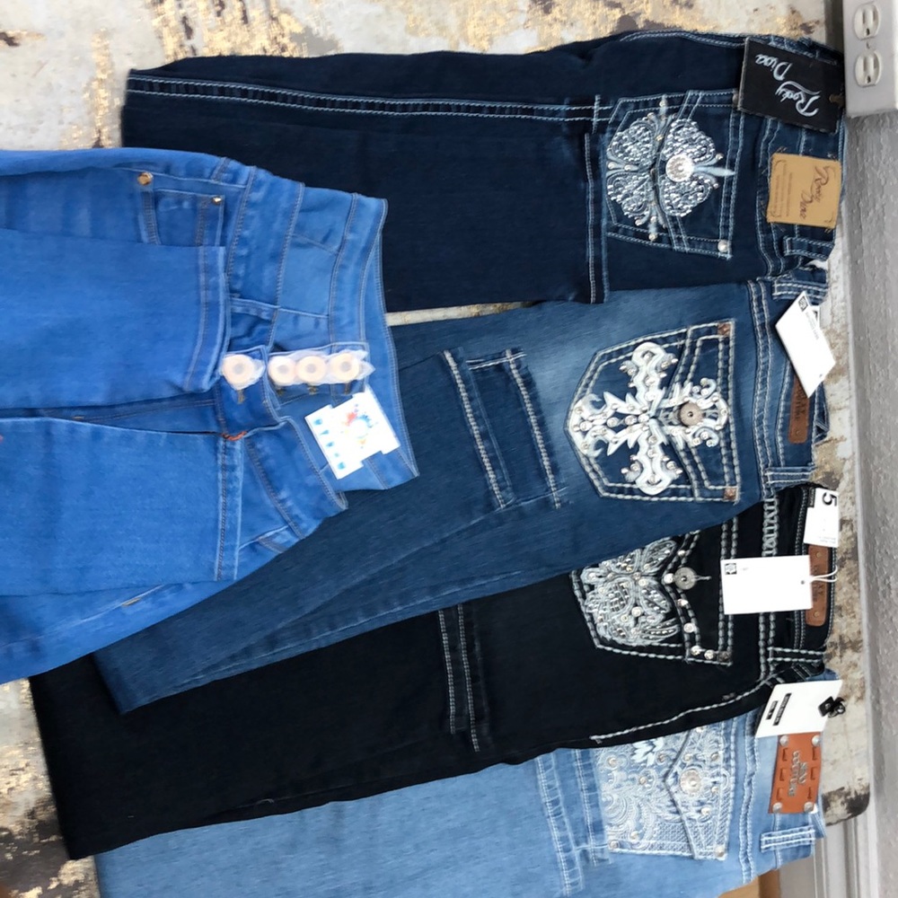 Women’s denim fashionable jeans